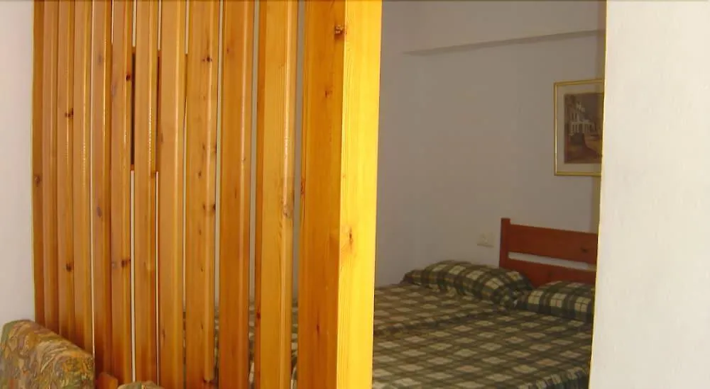 Hotel Apartamentos Llevant Playa d'en Bossa